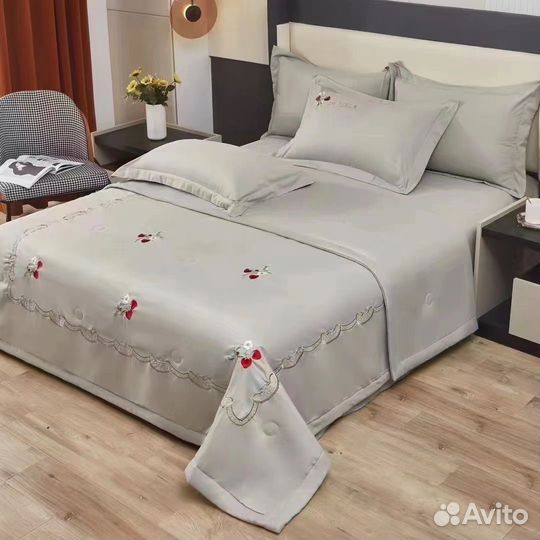 Постельное белье с готовым одеялом