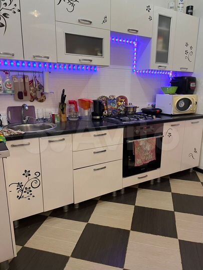 2-к. квартира, 63,7 м², 4/4 эт.