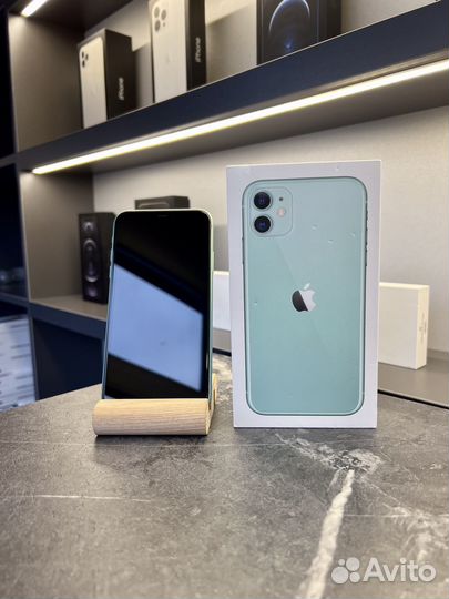 iPhone 11, 64 ГБ