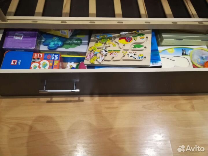 Детская кроватка с ортопедическим матрасом