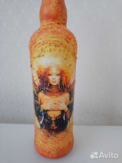 Бутылка декоратианая