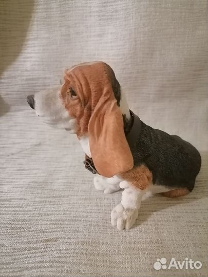 Коллекционная статуэтка бассет-хаунда