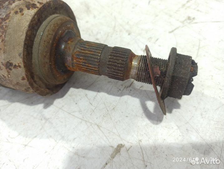 Полуось правая Chevrolet Cruze