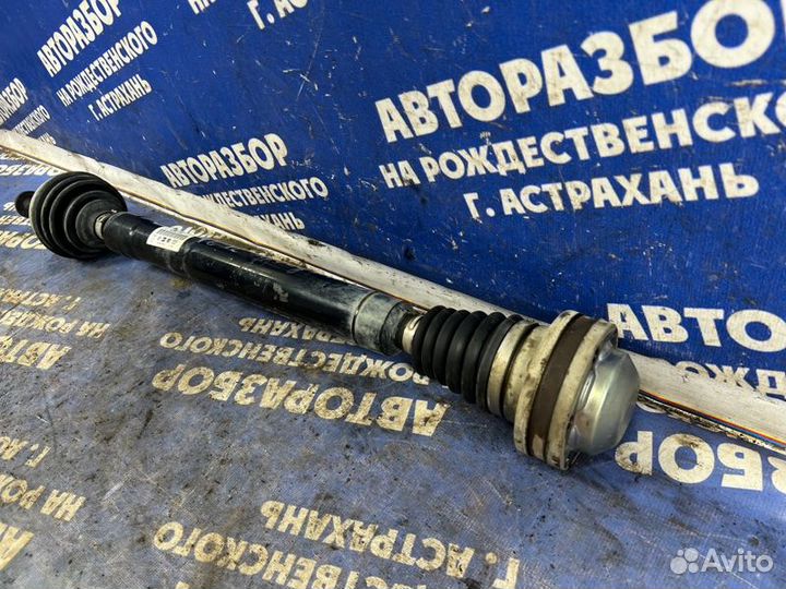 Правый привод Volkswagen Passat Cc седан cczb 2011