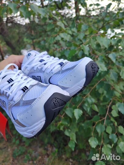 Кроссовки new balance