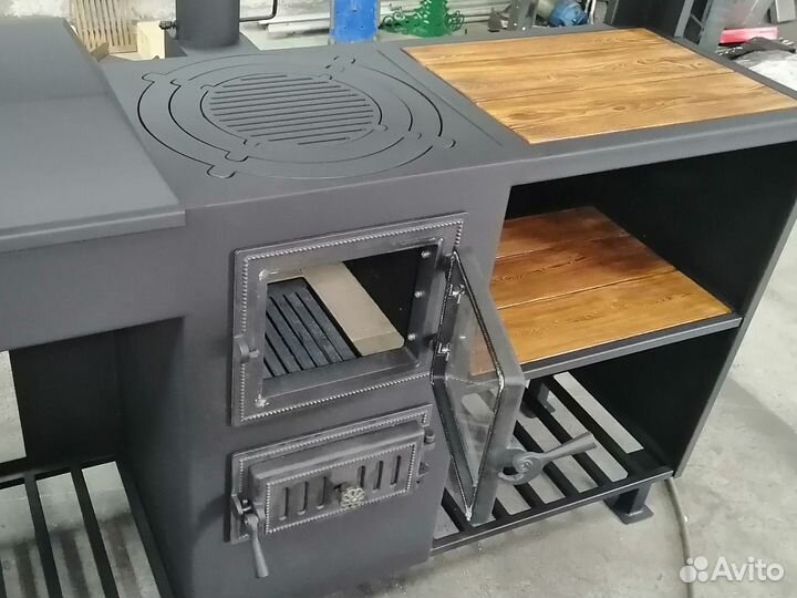 Мангал с печью под казан и крышей