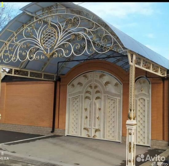 Навес кованые перила уличные