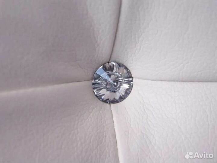 Хрустальные пуговицы Swarovski