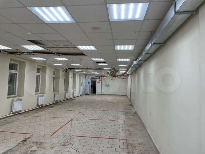 Торговая площадь, 560 м²