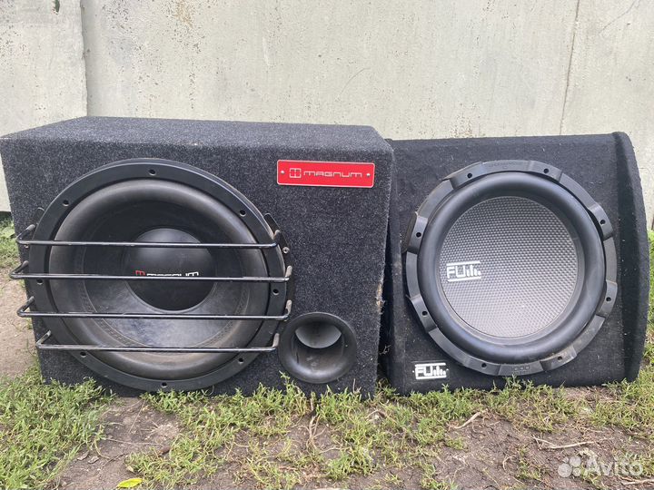 Колонка сабвуфер