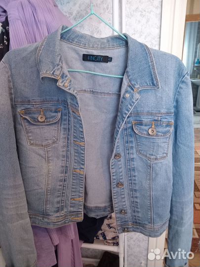 Продам куртку куртка джинсовая