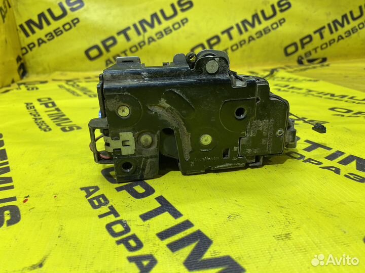 Замок двери задней левой Skoda Octavia A5