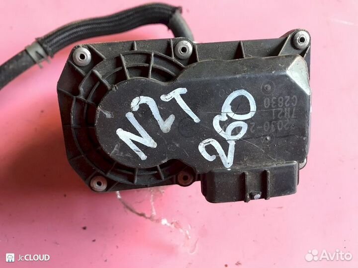 Блок дросельной заслонки на toyota premio NZT260 1