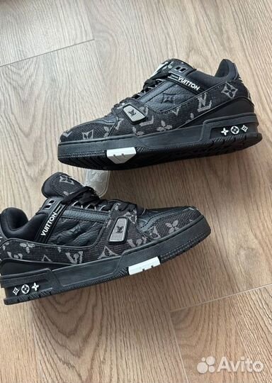 Кроссовки Louis Vuitton Black