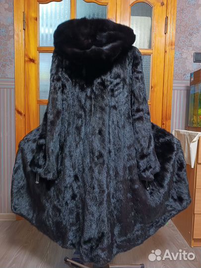 Шубка норковая с капюшоном