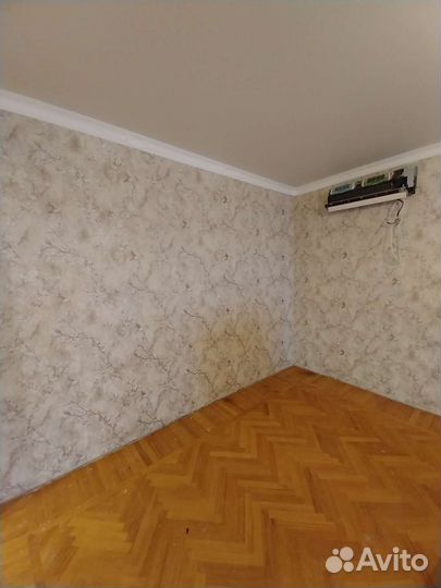 Поклейка обоев