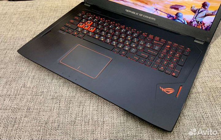 Asus ROG 17.3 GTX 1060 / I7 6700HQ / 12GB