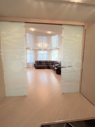 3-к. квартира, 116 м², 3/10 эт.