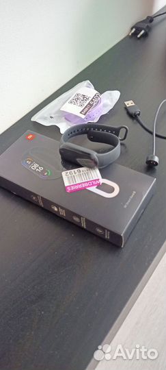 Фитнес браслет xiaomi mi SMART Band 6