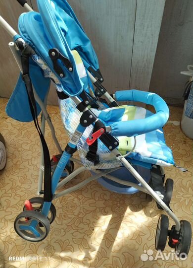 Прогулочная коляска трость