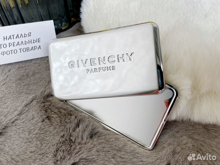 Зеркало Givenchy карманное