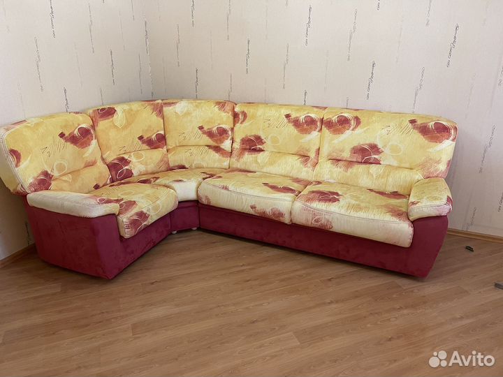Угловой диван