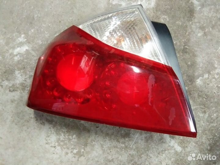 Фонарь задний левый Инфинити M35