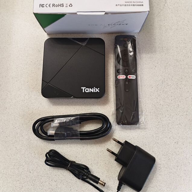 Настроенная Android Смарт тв приставка Tanix 4/64