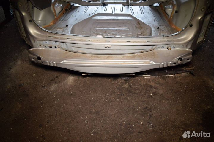 Задняя часть кузова Volvo XC60 2012