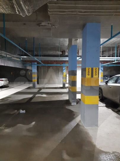 Машиноместо, 14 м²