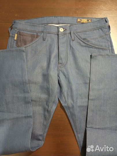 Джинсы муж. jack jones оригинальные 48 р