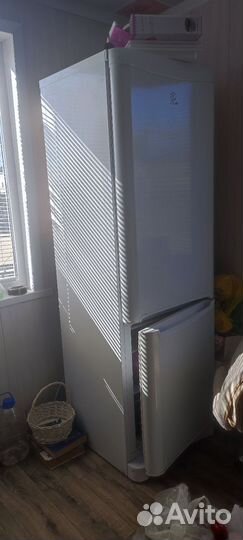 Холодильник бу не рабочий