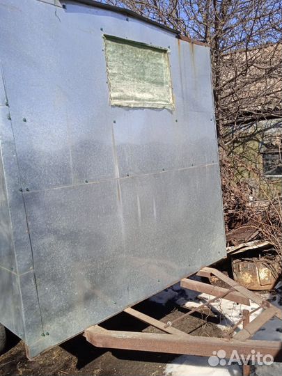 Будка-прицеп (домик пчеловода)