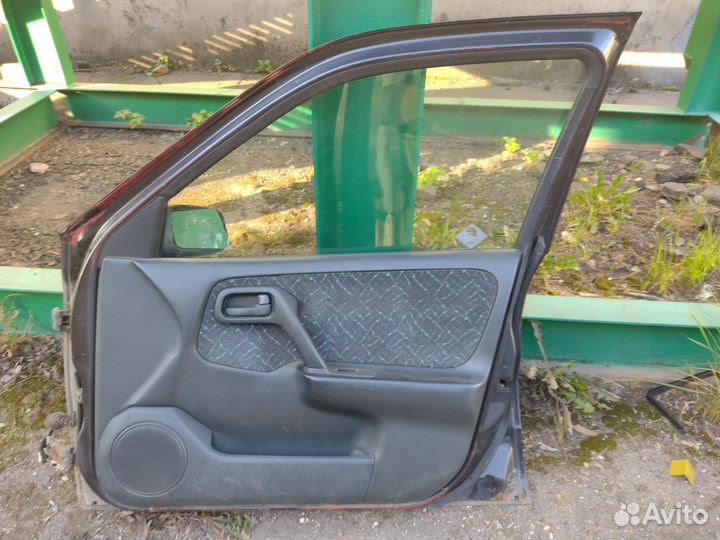 Дверь пассажирская Nissan Primera P11