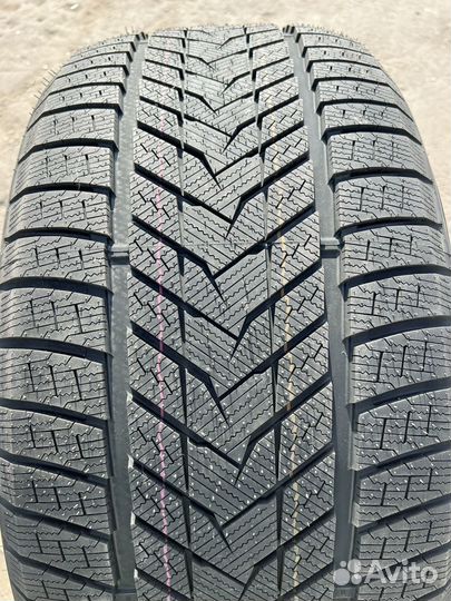 iLink SnowGripper II 275/40 R20 и 315/35 R20 139T