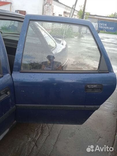 Задняя левая дверь Opel Vectra A Опель вектра а