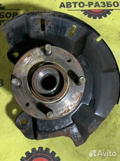 Поворотный кулак передний левый Kia Rio 3 QB G4FC