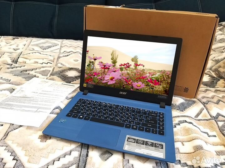 Новенький современный на SSD ультрабук Acer