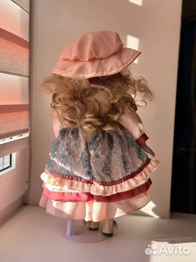 Кукла фарфоровая remeco collection