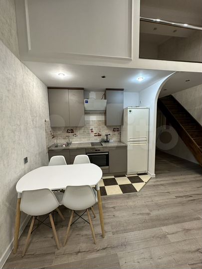 2-к. квартира, 50 м², 4/4 эт.