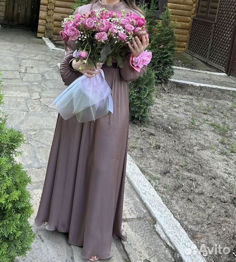 Продается платье