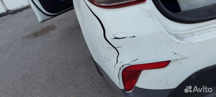 Задний бампер kia rio 4 белый