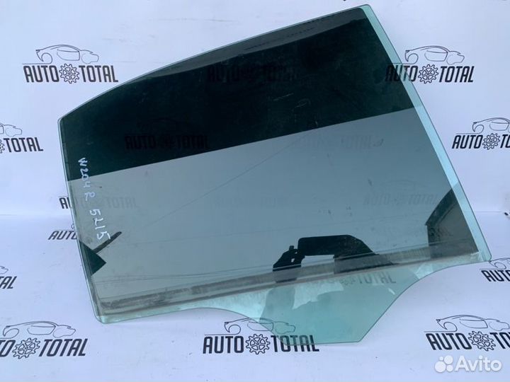 Стекло двери заднее правое Mercedes C-Class W204