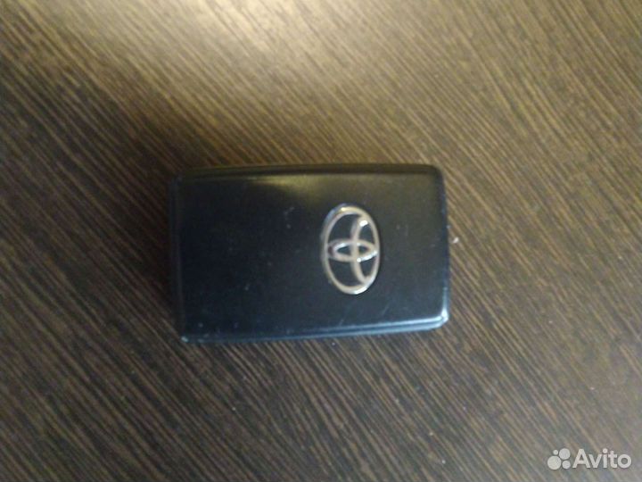 Смарт ключ toyota