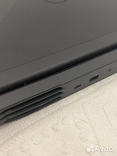 Ноутбук dell G15 5511