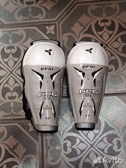 Хоккейные щитки детские