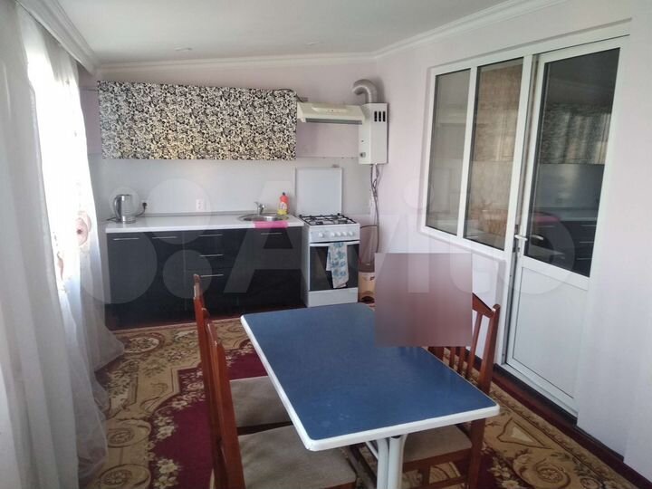 3-к. квартира, 60 м², 4/4 эт.