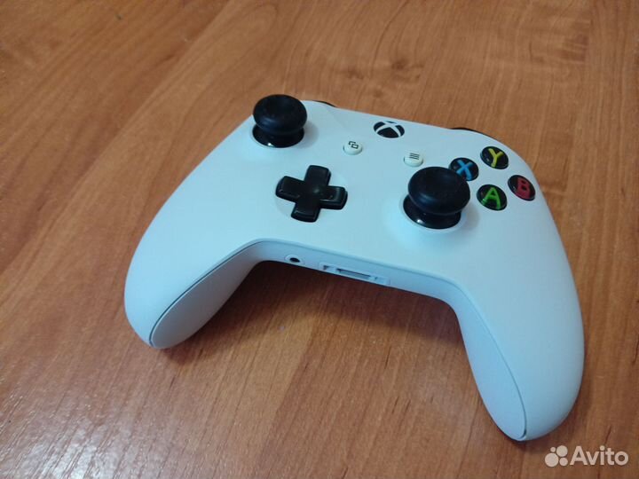 Xbox one X 1tb +Fifa 20 +Game pass ultimate