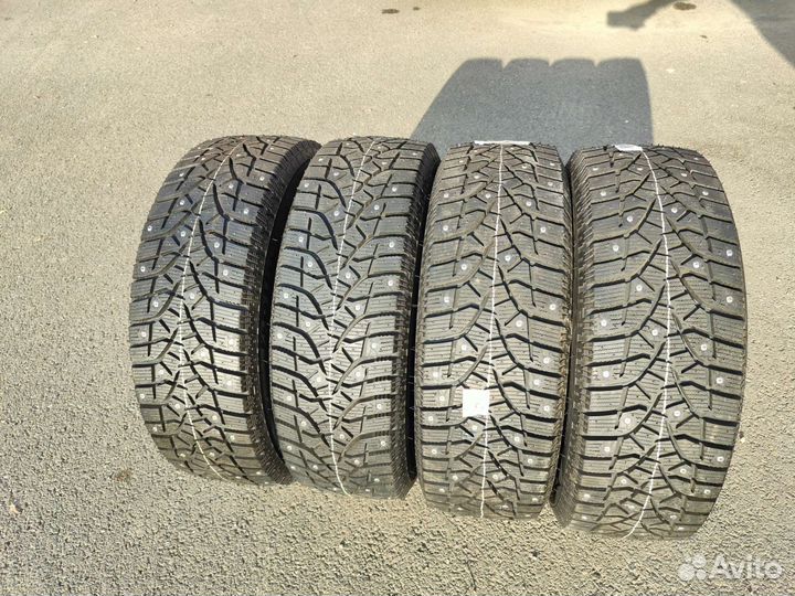 Bridgestone Blizzak Spike-02 185/65 R14 86T