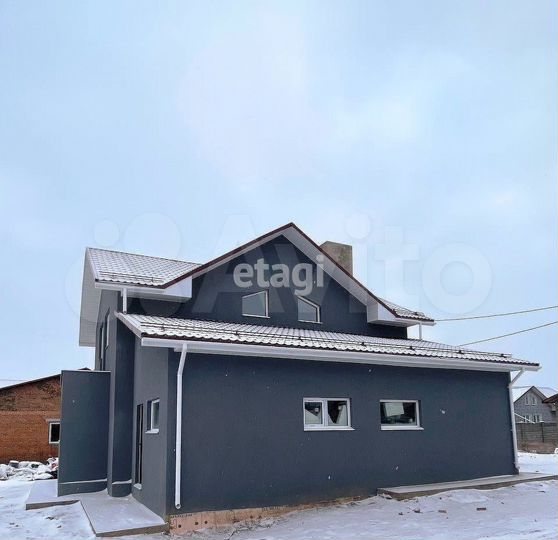 Дом 163 м² на участке 10 сот.